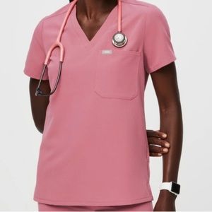 Quartz BCA Catarina™ - One-Pocket Scrub Top
L - Quartz